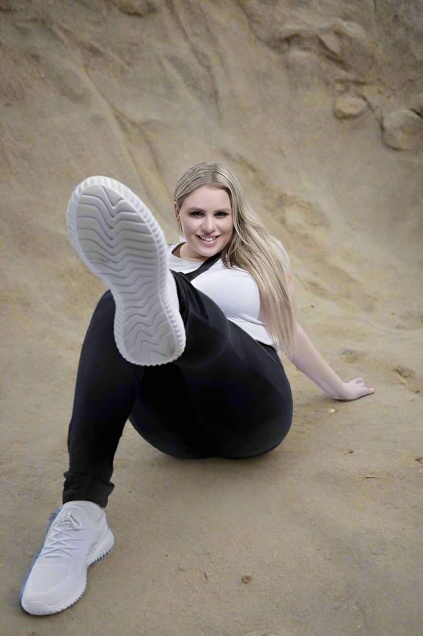 Ready Set Go Leggings with Pockets - Bee Creek Apparel