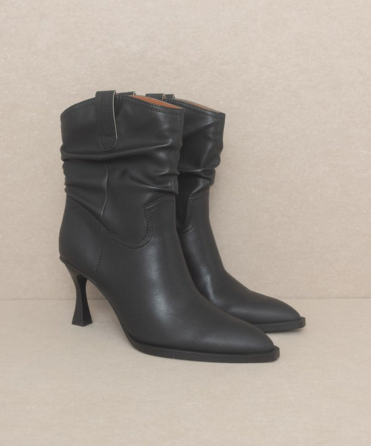 Oasis Society Riga - Western Inspired Slouch Boots