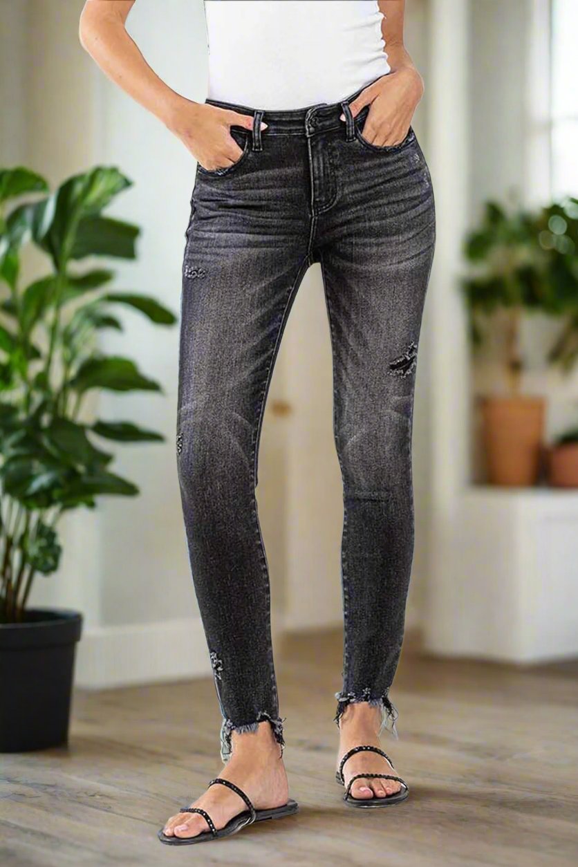 Fashion Forward In Raw Hem Cropped Skinny Jeans