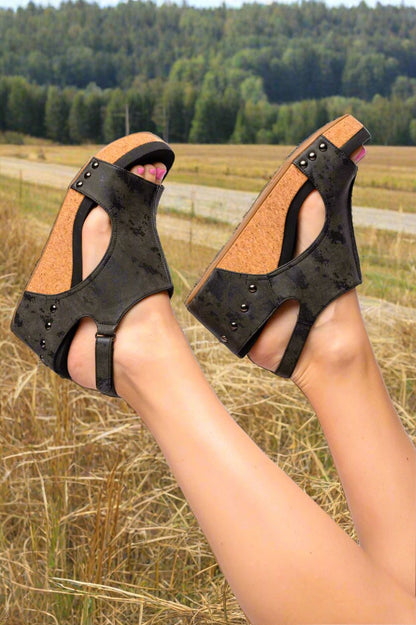 Carley Wedge Sandals in Black Metallic