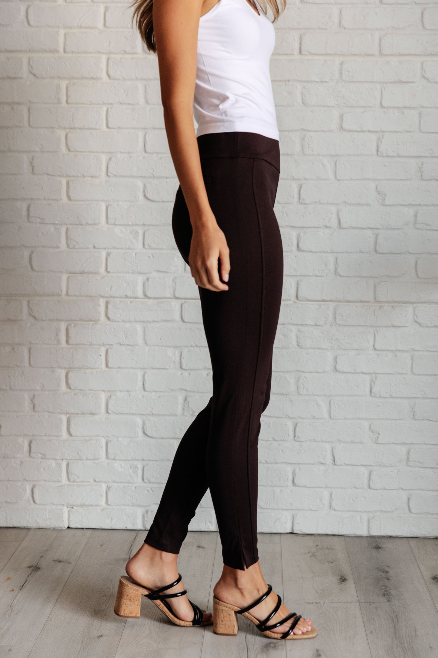 Magic Skinny Slimming Pants in Chocolate