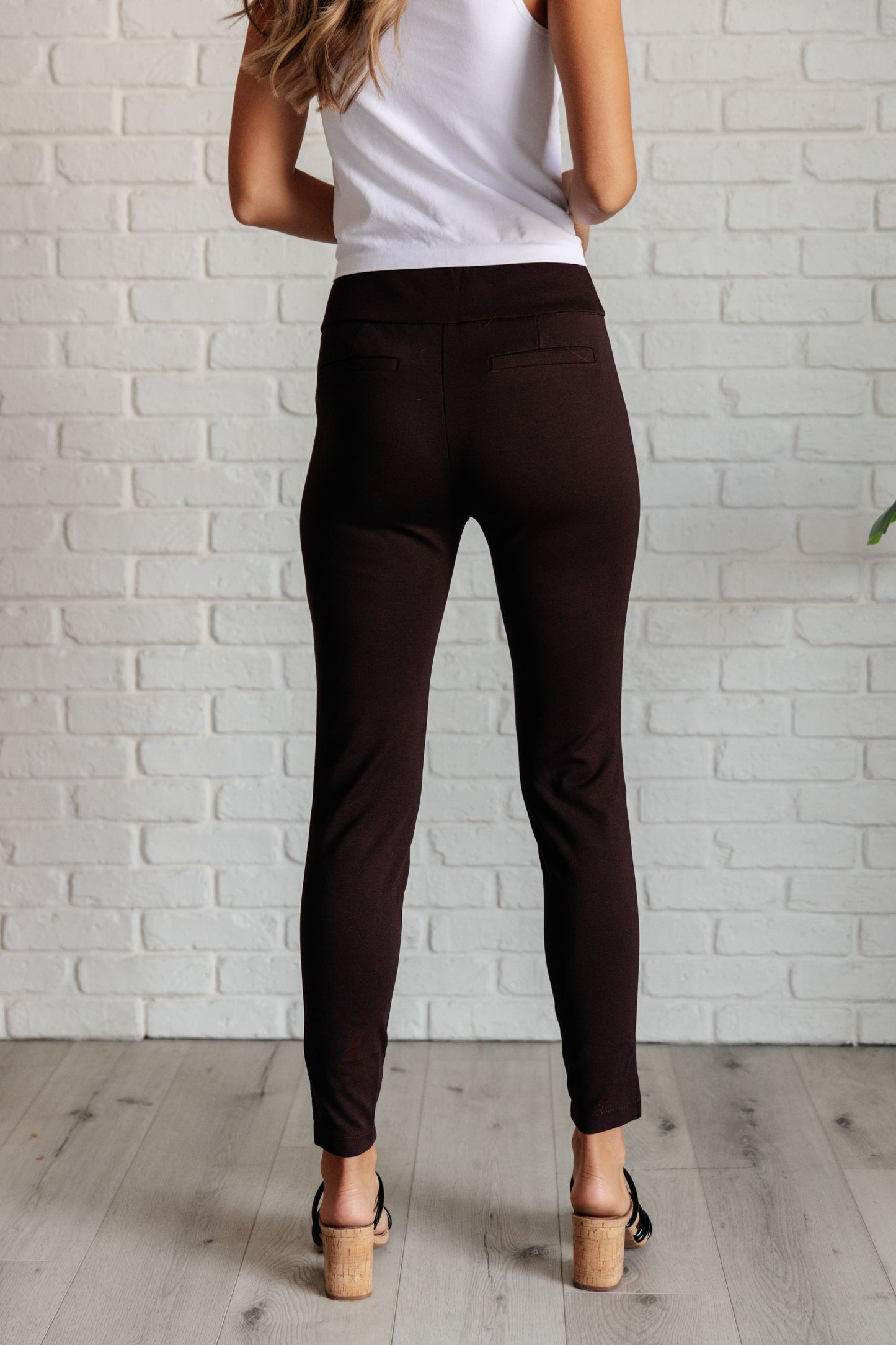 Magic Skinny Slimming Pants in Chocolate