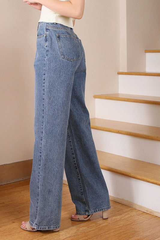 High Waisted Relaxed Denim pant